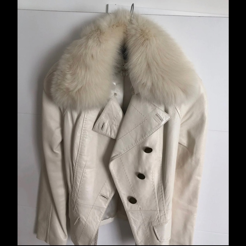 Leather jacket women’s with removable fur collar